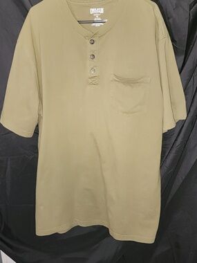 Duluth Trading Co Olive Short Sleeve Henley with Pocket
